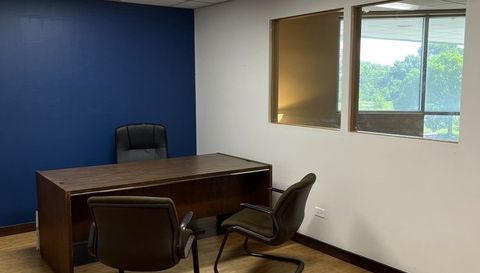 15426-15428 S 70th Court