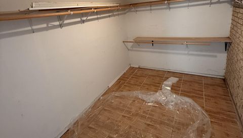 4908 S Clear Creek Rd