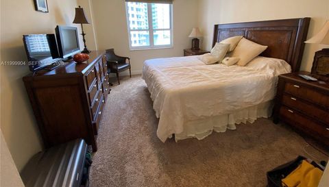 701 Brickell Key Blvd