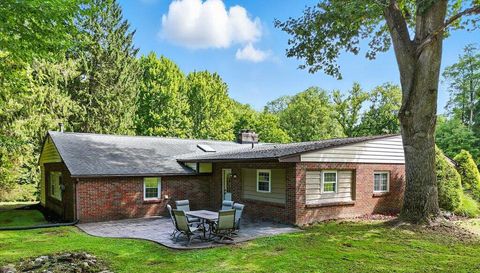 2200 Yellow Creek Rd