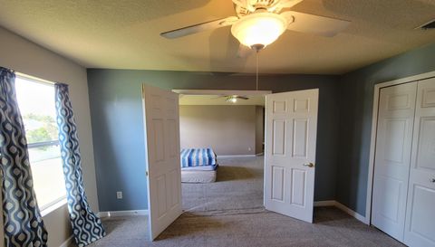 3145 Twisted Oak Loop