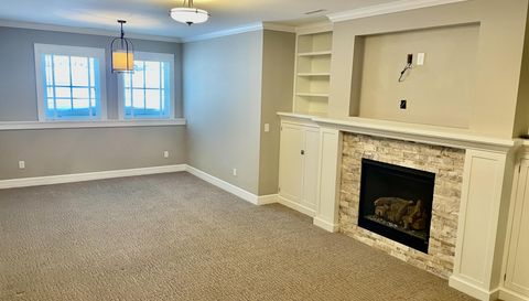 1017 Fox Knoll Dr SW