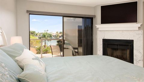 557 PINELLAS BAYWAY S