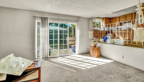 6308 Hillsdale Blvd