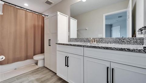 4904 EAGLE ROCK DRIVE