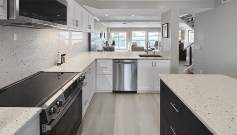 152 Marina Del Rey Ct