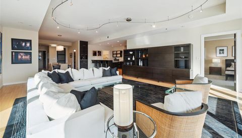 4545 Lindell Boulevard