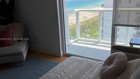 2457 Collins Ave