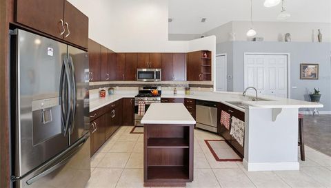 1733 W CAROLINE PATH