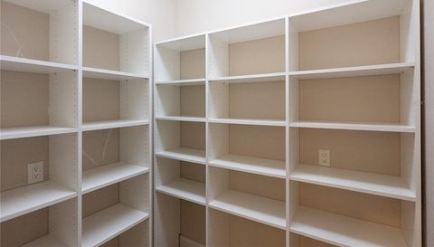 9468 WATERFORD OAKS DRIVE