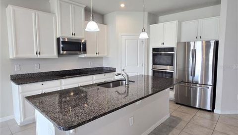 10156 AGAVE COURT