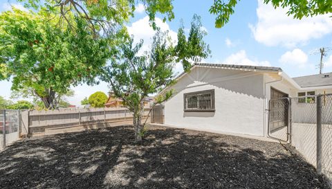 6741 Steiner Dr