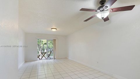 6530 Lake Patricia