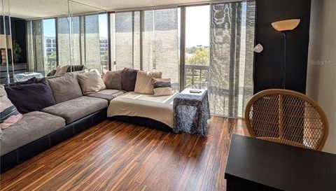 255 Dolphin Point