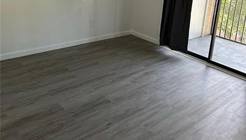 824 Alderman