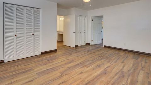 305 SUNSET DRIVE