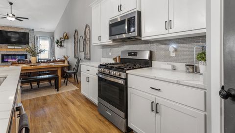 7 Prairie Trail