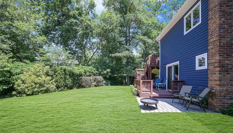 28 Bayview Dr