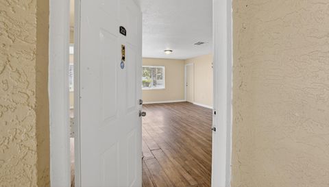 202 Red Maple Pl