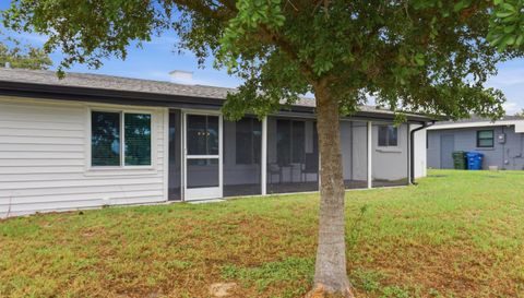 412 W Shade Dr