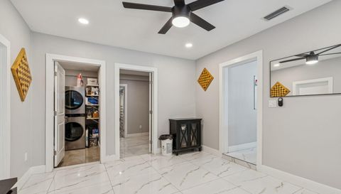 1102 E River Cove St