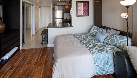 255 Dolphin Point