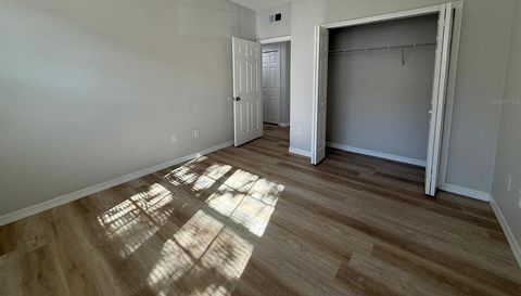 3478 Westchester Square