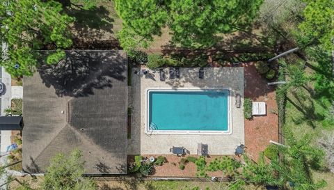 202 Red Maple Pl