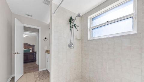 3006 SPRAWLING OAKS PLACE