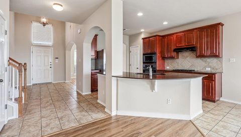 88 White Magnolia CIR