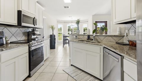 866 Sea Willow Dr