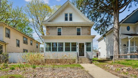2507 N Thomas Ave