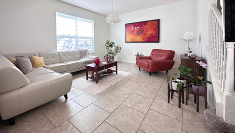 1562 SOFTSHELL STREET