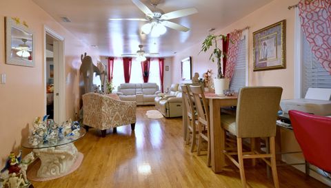 1814 N Sawyer Avenue