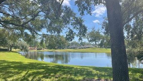 13700 Richmond Park Dr N