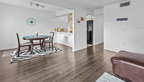 1000 Lake Of The Woods