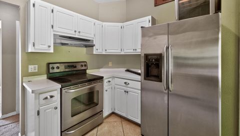 4977 Spencer Oaks Blvd