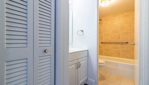 500 Three Islands Blvd