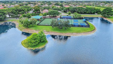 20914 La Questa Ct