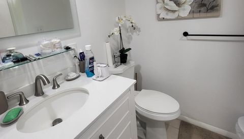 701 S Madison Ave  414