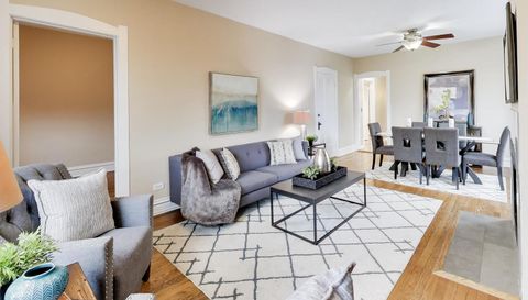 3358 N Monticello Avenue