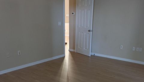 5398 Oxford Manor Cir