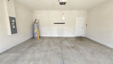 10156 AGAVE COURT