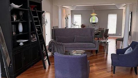 6N274 W Ridgewood Ln