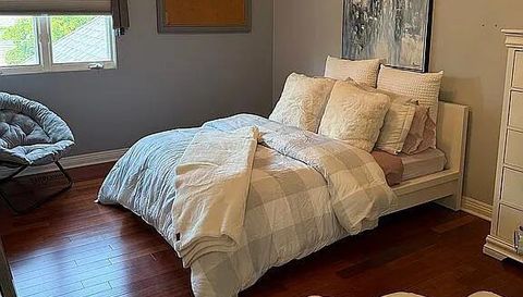 6N274 W Ridgewood Ln