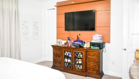 180 LAKE SMART CIRCLE