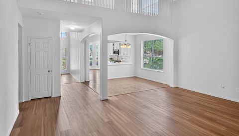 80 La Costa Dr
