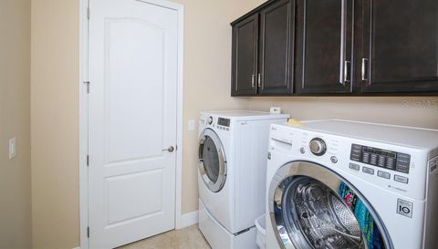 5614 TITLE ROW DRIVE