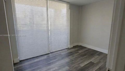 16400 17th Ave