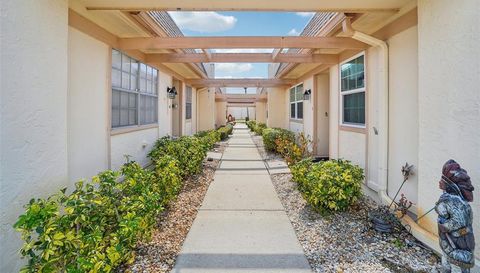 11210 CARRIAGE HILL DRIVE